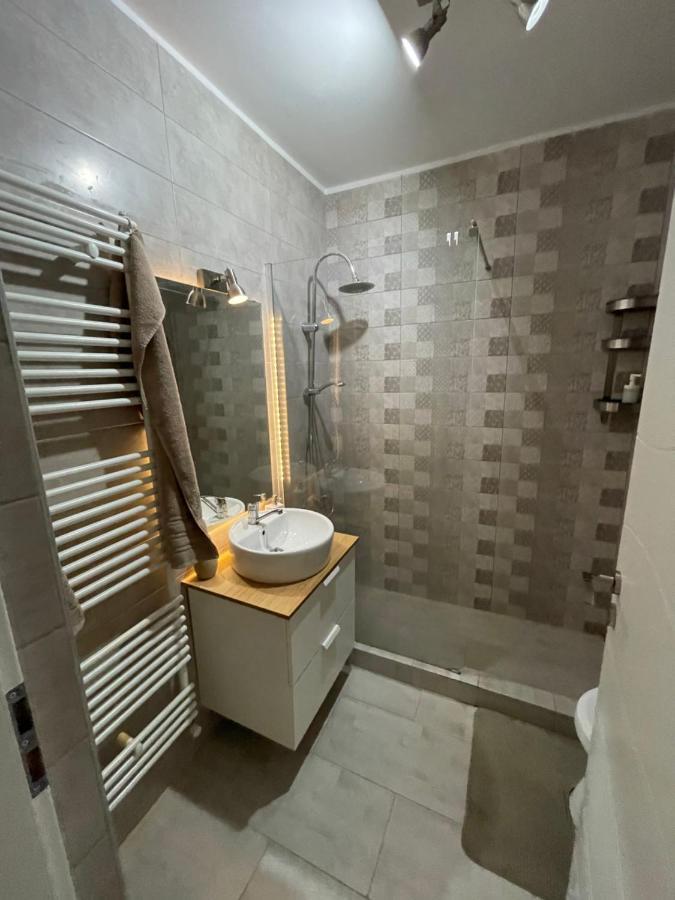 בוקרשט Plaza Luxury Apartment Near Presidential Palace מראה חיצוני תמונה