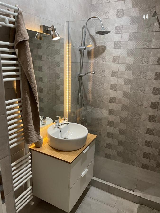 בוקרשט Plaza Luxury Apartment Near Presidential Palace מראה חיצוני תמונה